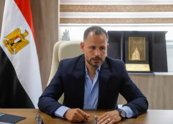 محمد فاروق يوسف.. ممثل الإرادة الشعبية تحت قبة البرلمان