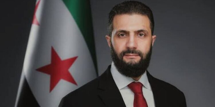 الشرع: واشنطن توافق على منح سوريا فرصة للاستقرار ورفع العقوبات بات قريبًا