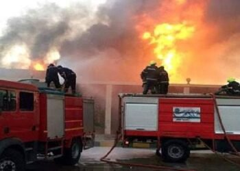 حريق هائل داخل مصنع ملابس في العامرية.. والحماية المدنية تتدخل للسيطرة