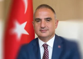 وزير الثقافة التركي: المتحف المصري الكبير “الهرم الرابع” ومبادرة تضيء تاريخ البشرية