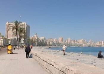 طقس خريفي معتدل اليوم.. شبورة صباحية وأمطار خفيفة على بعض المناطق