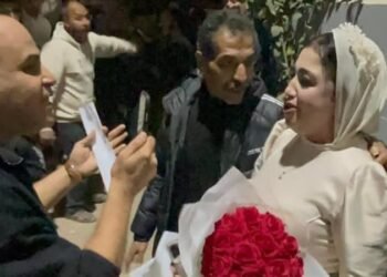 عروس تترك حفل خطوبتها للتصويت في لجنة السكة الحديد بأبو صوير