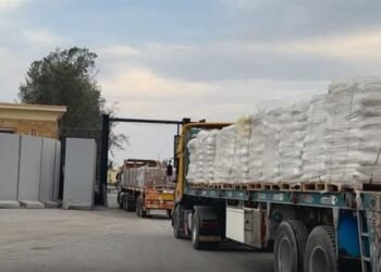 الهلال الأحمر يدفع بـ10,500 طن مساعدات إنسانية و91 ألف قطعة ملابس شتوية إلى غزة