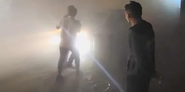 انهيار جزئي لعقار قديم بميدان بلاس في المنيا دون إصابات