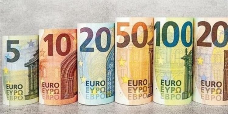 استقرار ملحوظ في سعر اليورو.. البنك المركزي يعلن متوسطات التداول