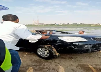 ارتفاع ضحايا حادث سقوط سيارة من معدية ببني سويف إلى 4 وفيات و3 مصابين