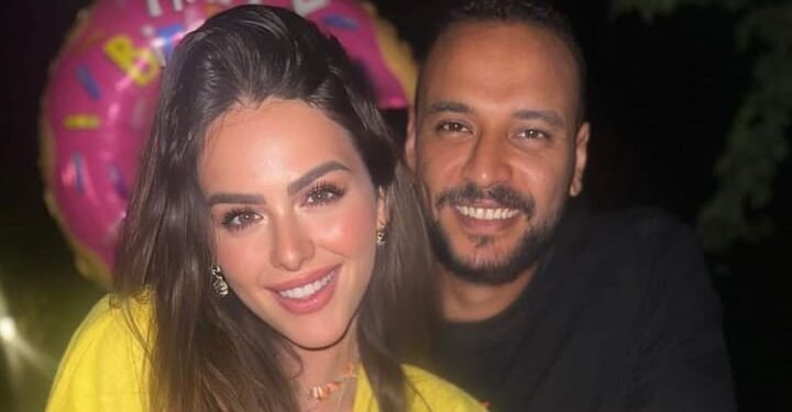 انفصال أحمد خالد صالح عن هنادي مهنى