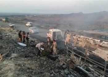 مصرع 30 شخصا في حادث مروري مروع باليمن