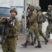 حملة اعتقالات جديدة.. الاحتلال الإسرائيلي يعتقل 11 فلسطينياً في قلقيلية