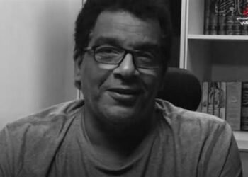 وفاة المؤلف أحمد عبد الله