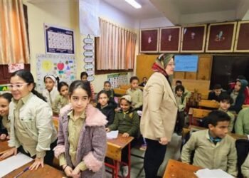 عزل المشتبه في أعراضه.. قرارات من تعليم البحيرة للمدارس لوقاية الطلاب من فيروس ماربورج