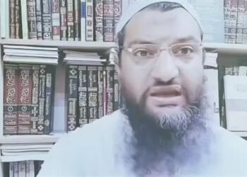 داعية يحرض على تحطيم آثار المتحف المصري الكبير.. والأمن يفحص الفيديو