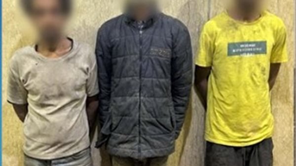 القبض على 3 متهمين بارتكاب أفعال مخلة أمام الفتيات بجوار إحدى المدارس في القليوبية