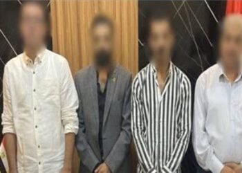 القبض على 4 أشخاص بحوزتهم مبالغ مالية لتوزيعها للتصويت لصالح مرشحة