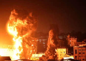 انفجارات عنيفة شرق غزة بعد قيام قوات الاحتلال بنسف أبنية سكنية