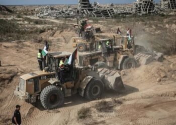 الاحتلال الإسرائيلي يواصل التوسع في مناطق الخط الأصفر بقطاع غزة