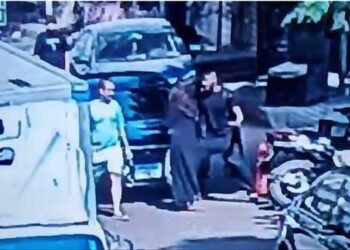 الأمن يفحص فيديو تحرش خليجي مخمور بفتاة وسط الشارع