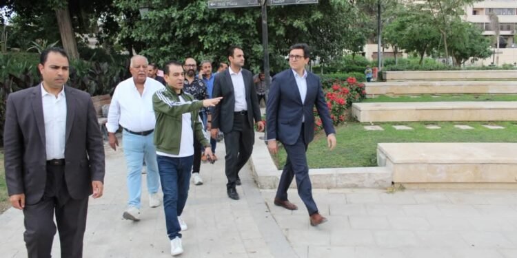 وزير الثقافة يتفقد مشروع إعادة إحياء حديقة الأزبكية التراثية ويشدد على الإسراع في تطوير مدخل المسارح