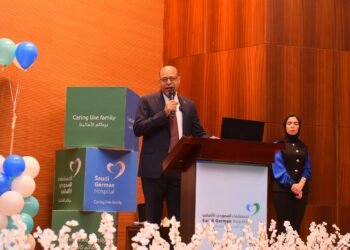 وزير العمل ومحافظ القاهرة يشهدان تسليم عقود عمل لذوي الهمم ضمن مبادرة التمكين والتوظيف بالمستشفى السعودي الألماني