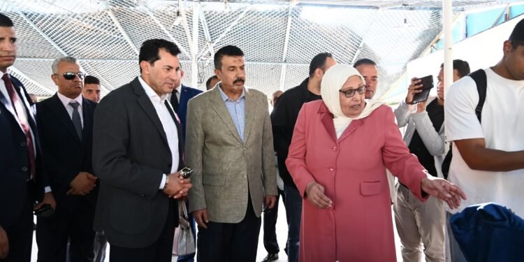 وزير الشباب والرياضة يتفقد فعاليات الاتحاد العام لمراكز شباب مصر بمركز شباب الشيخ زايد في الإسماعيلية