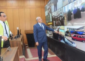 محافظ الغربية يتابع توافد الناخبين على مدار الساعة ويدعو المواطنين للمشاركة في انتخابات مجلس النواب