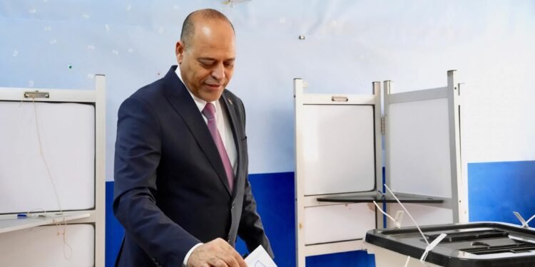 وزير العمل يدلي بصوته ويؤكد: الانتخابات دليل على وعي الشعب وتجديد الثقة في القيادة السياسية