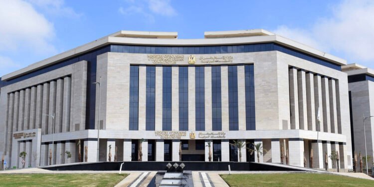 وزارة الإسكان تطرح فرص استثمارية في العبور الجديدة