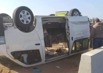 مصرع 6 أشخاص في تصادم سيارة ميكروباص بتريلا على الطريق الصحراوي بالأقصر