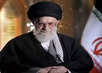 خامنئي: الوجود العسكري الأمريكي في المنطقة يمنع أي تعاون بين طهران وواشنطن