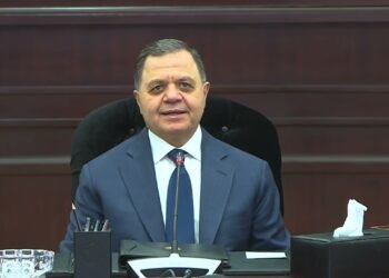 وزير الداخلية يوافق على منح 42 مواطنا الجنسية الأجنبية مع الاحتفاظ بالمصرية