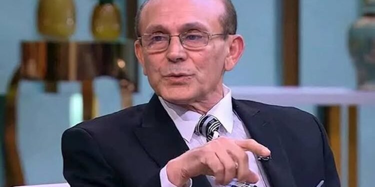 محمد صبحي مهاجمًا فيلم "الست": الفن لا يُقدّم على حساب الحقيقة