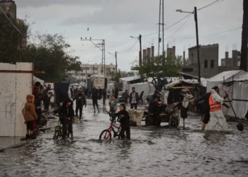 فيضانات وسيول تعزل إيلات وتغلق طرقًا رئيسية في الأراضي المحتلة