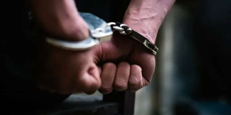 مباحث العمرانية تلقي القبض على شقيق قتل شقيقته بسبب حملها من طليقها