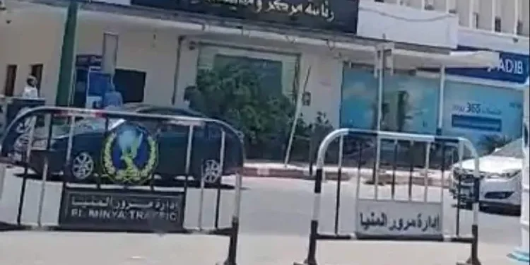 الحماية المدنية تنقذ موظفًا حاول إلقاء نفسه من أعلى مبنى المطحن بالمنيا