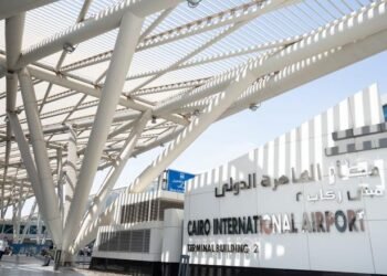 اليوم.. أعلى معدلات تشغيل يشهدها مطار القاهرة الدولي بلغت 103 ألف راكب على متن 696 رحلة جوية