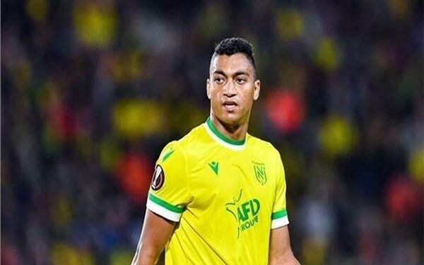 مصطفى محمد على دكة البدلاء في مواجهة نانت ولانس