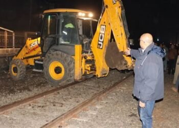 محافظ القليوبية: لا خسائر بشرية في حادث سقوط حاويات قطار بطوخ