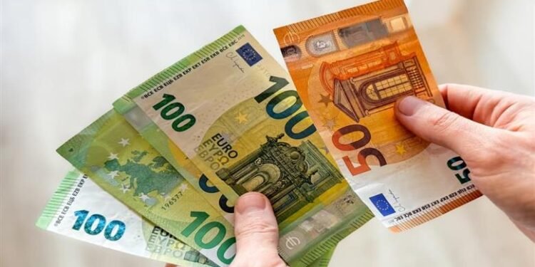 سعر اليورو اليوم في مصر يشهد استقرارًا نسبيًا أمام الجنيه