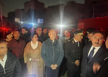 محافظ القاهرة: السيطرة على حريق مخزن خشب بالمرج دون إصابات أو وفيات