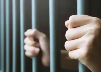 السجن المشدد 7 سنوات لرئيس حي شرق الإسكندرية في قضية رشوة بعد إعادة محاكمته