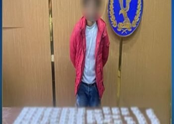 ضبط شخص بحوزته كروت دعاية لتوزيعها على الناخبين في الوراق