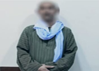 ضبط شخص بمحاولة التأثير على الناخبين بسوهاج أثناء انتخابات النواب