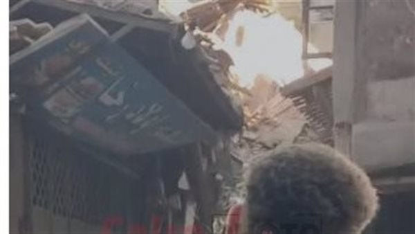 محافظ الجيزة يتفقد موقع عقار إمبابة