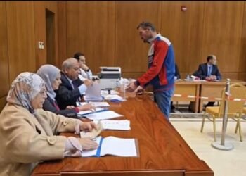 السفارة المصرية بالأردن تستقبل أبناء الجالية للتصويت