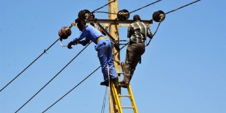 انقطاع الكهرباء في عدد من الولايات السودانية ومقتل عنصرين بالدفاع المدني