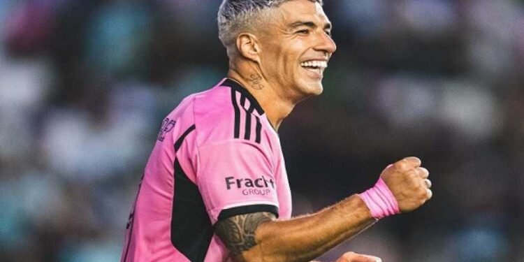 إنتر ميامي يُجدد عقد لويس سواريز حتى نهاية 2026