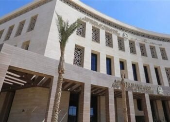 التعليم تعلن توزيع التابلت وإلغاء الدبلوم الفني وتطبيق البكالوريا التكنولوجية العام المقبل