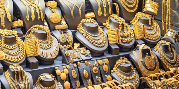 أسعار الذهب اليوم الإثنين في مصر