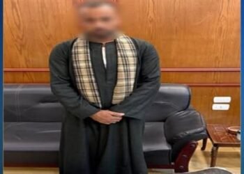 ضبط شخص يوزع مبالغ مالية على المواطنين للتأثير على أصواتهم بسوهاج