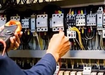 تشريعية الشيوخ: عقوبات على الموظفين المتورطين في التوصيل المخالف للكهرباء